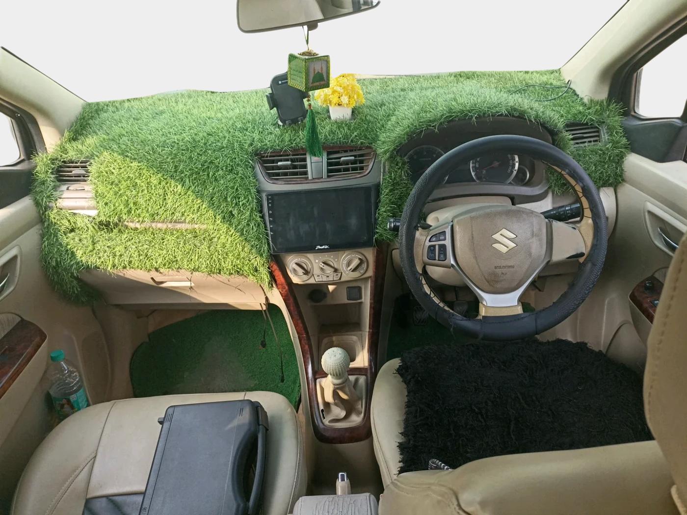 2013 Maruti Ertiga ZDI, Diesel, Manual, 1,92,204 km, interior
