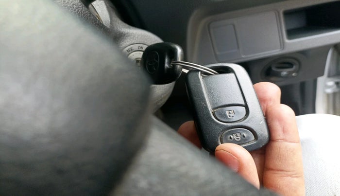 2012 Toyota Etios Liva G, Petrol, Manual, 98,573 km, interior