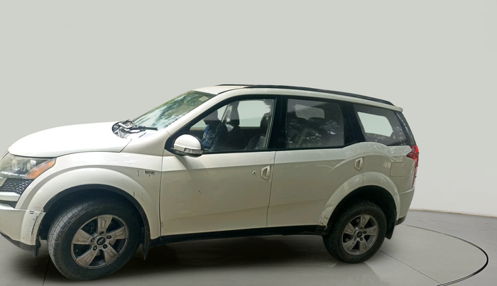 2012 Mahindra XUV500 W8, Diesel, Manual, 3,02,854 km, exterior