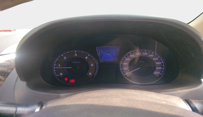 2011 Hyundai Verna FLUIDIC 1.6 CRDI SX, Diesel, Manual, 1,27,946 km, interior