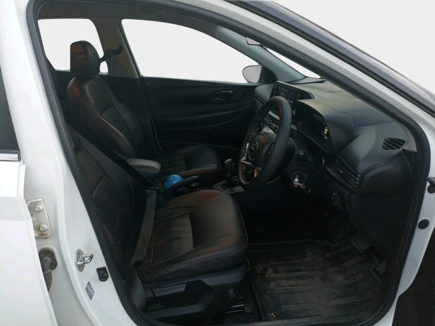 2022 Hyundai NEW I20 Sportz 1.2 IVT, Petrol, Automatic, 35,560 km, interior