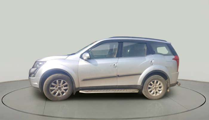 2017 Mahindra XUV500 W10 1.99, Diesel, Manual, 91,127 km, exterior