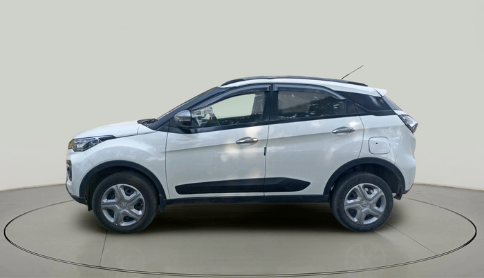 2023 Tata NEXON XM SUNROOF PETROL, Petrol, Manual, 52,470 km, exterior