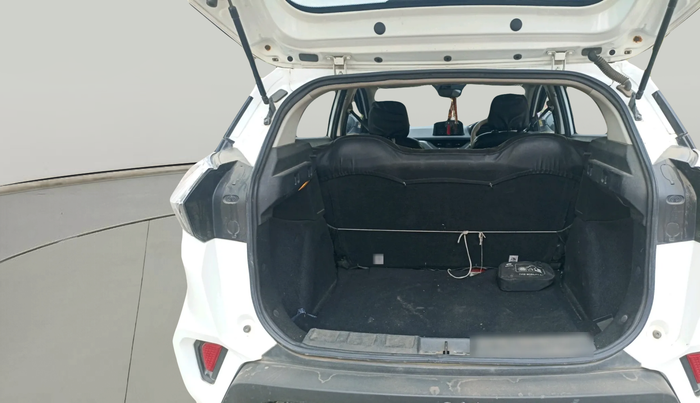 2023 Tata NEXON XM SUNROOF PETROL, Petrol, Manual, 52,470 km, exterior