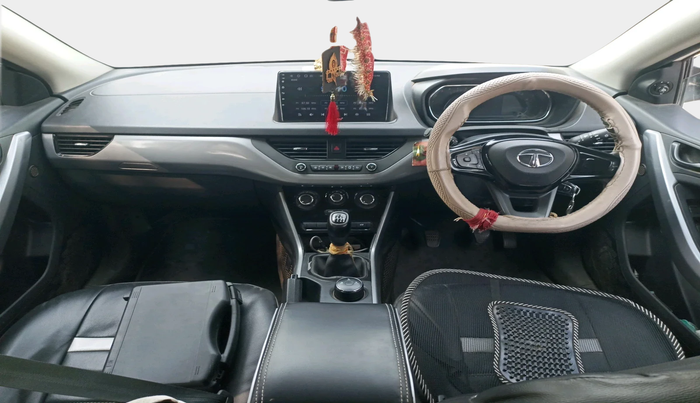 2023 Tata NEXON XM SUNROOF PETROL, Petrol, Manual, 52,470 km, interior