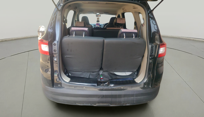 2024 Renault TRIBER RXL MT, Petrol, Manual, 10,371 km, exterior