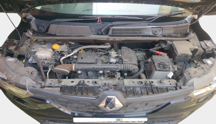 2024 Renault TRIBER RXL MT, Petrol, Manual, 10,371 km, exterior