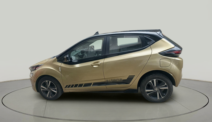 2020 Tata ALTROZ XZ DIESEL, Diesel, Manual, 70,050 km, exterior