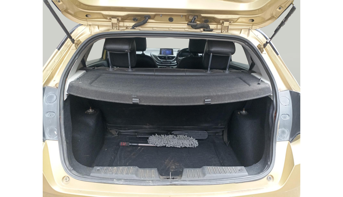 2020 Tata ALTROZ XZ DIESEL, Diesel, Manual, 70,050 km, exterior