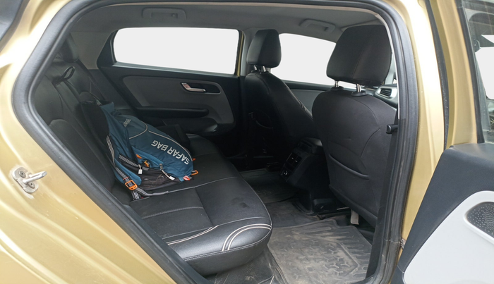 2020 Tata ALTROZ XZ DIESEL, Diesel, Manual, 70,050 km, interior