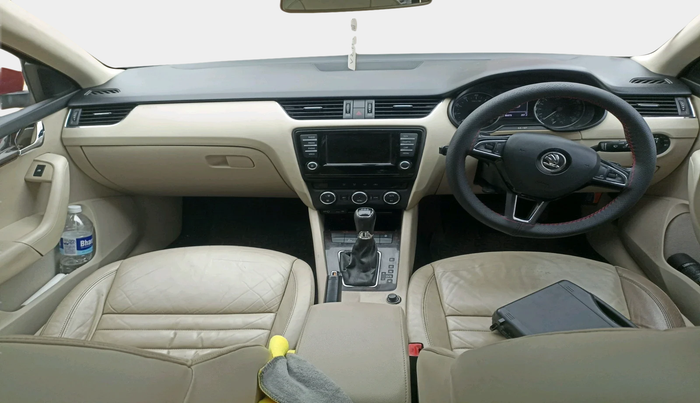 2017 Skoda Octavia STYLE PLUS AT 1.8 TSI, Petrol, Automatic, 96,079 km, interior