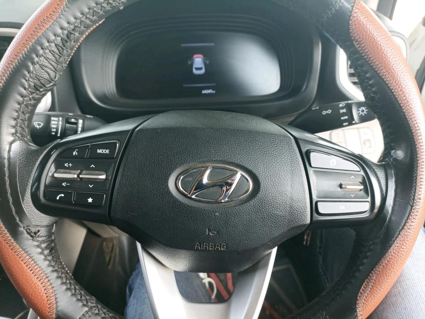 2023 Hyundai VENUE S 1.2, Petrol, Manual, 64,247 km, interior