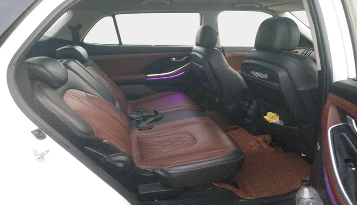 2021 Hyundai ALCAZAR PLATINUM 1.5 MT 7STR, Diesel, Manual, 1,13,505 km, interior