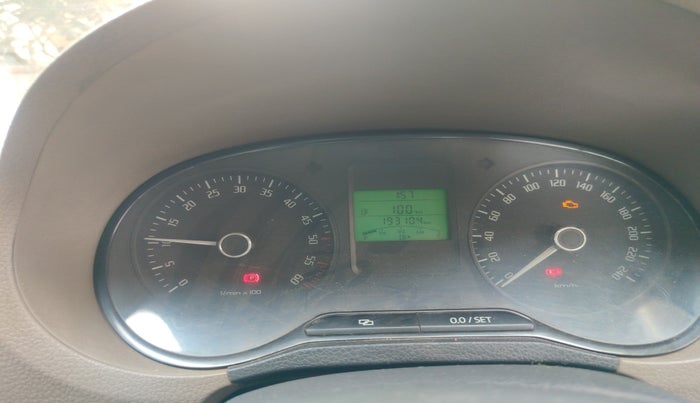 2013 Skoda Rapid ELEGANCE 1.6 TDI CR MT, Diesel, Manual, 1,93,104 km, interior