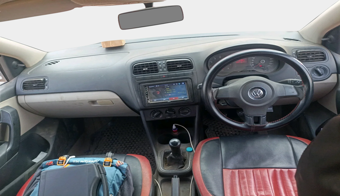 2012 Volkswagen Polo TRENDLINE 1.2L PETROL, Petrol, Manual, 1,41,667 km, interior