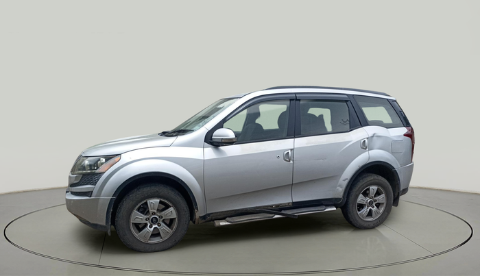 2013 Mahindra XUV500 W8, Diesel, Manual, 1,40,752 km, exterior