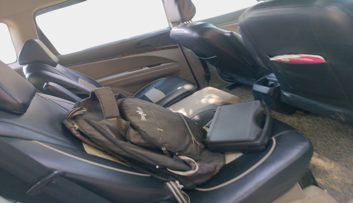 2019 Mahindra MARAZZO M2 7STR, Diesel, Manual, 92,774 km, interior