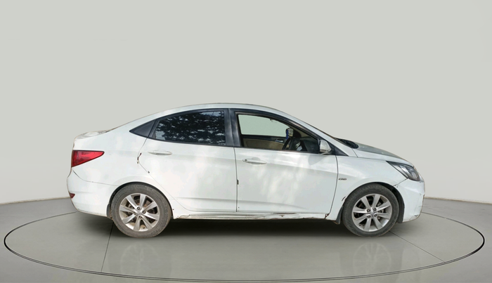 2011 Hyundai Verna FLUIDIC 1.6 VTVT SX, Diesel, Manual, 1,83,918 km, exterior