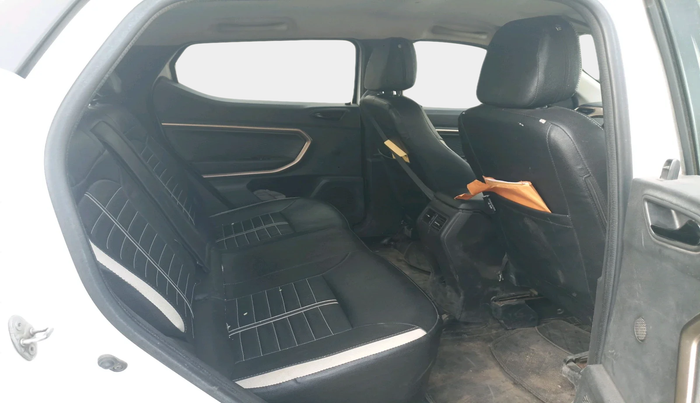 2021 Renault Kiger RXT MT, Petrol, Manual, 1,12,153 km, interior