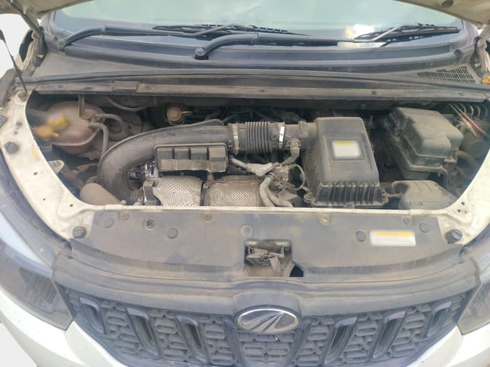 2021 Mahindra MARAZZO M2 8 STR, Diesel, Manual, 2,45,000 km, exterior