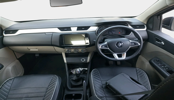 2022 Renault TRIBER RXZ AMT, Petrol, Automatic, 15,031 km, interior