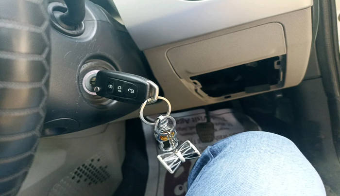 2018 Tata NEXON XM DIESEL, Diesel, Manual, 1,08,272 km, interior