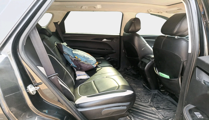 2020 MG HECTOR SHARP 2.0 DIESEL, Diesel, Manual, 1,07,668 km, interior