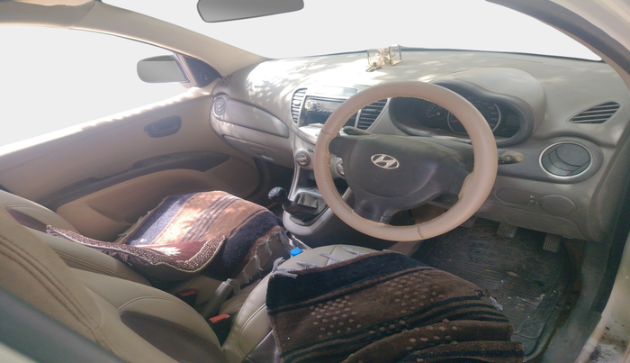 2013 Hyundai i10 ERA 1.1, Petrol, Manual, 62,411 km, interior