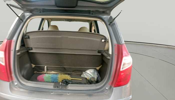 2016 Hyundai i10 SPORTZ 1.1, Petrol, Manual, 25,675 km, exterior