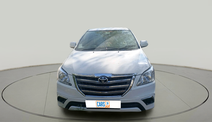 2015 Toyota Innova 2.5 G 8 STR, Diesel, Manual, 6,28,032 km, exterior