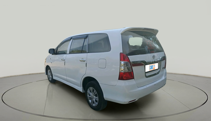 2015 Toyota Innova 2.5 G 8 STR, Diesel, Manual, 6,28,032 km, exterior