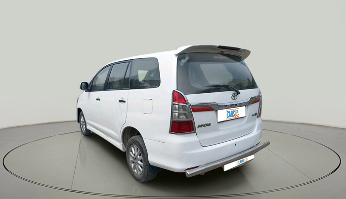 2012 Toyota Innova VX 2.5 8 STR, Diesel, Manual, 2,27,032 km, exterior