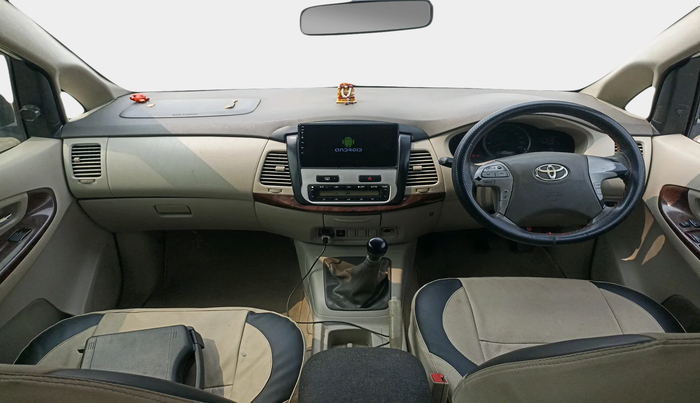 2012 Toyota Innova VX 2.5 8 STR, Diesel, Manual, 2,27,032 km, interior