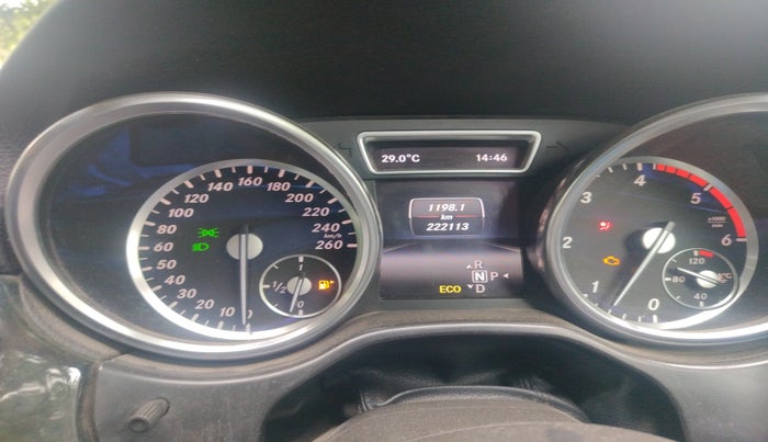 2014 Mercedes Benz Ml Class 250 CDI, Diesel, Automatic, 2,22,113 km, interior