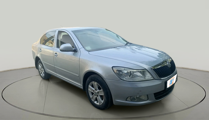 2012 Skoda Laura AMBITION 2.0 TDI CR MT, Diesel, Manual, 1,17,004 km, exterior