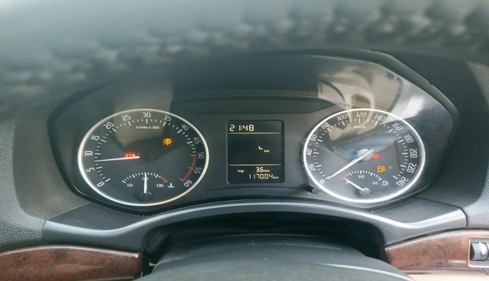 2012 Skoda Laura AMBITION 2.0 TDI CR MT, Diesel, Manual, 1,17,004 km, interior