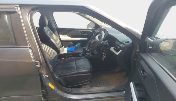 2023 Tata PUNCH PURE MT, Petrol, Manual, 41,213 km, interior