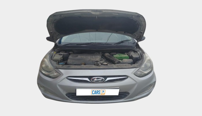 2013 Hyundai Verna FLUIDIC 1.6 CRDI SX, Diesel, Manual, 1,09,069 km, exterior