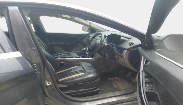 2018 Tata NEXON XM PETROL, Petrol, Manual, 18,715 km, interior