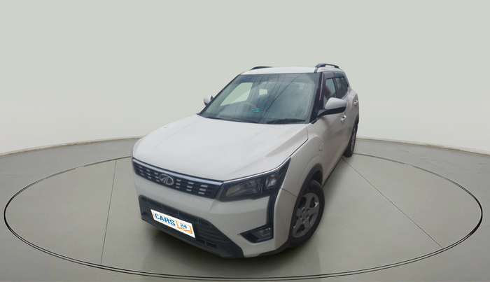 2021 Mahindra XUV300 W6 1.2 PETROL, Petrol, Manual, 74,864 km, exterior
