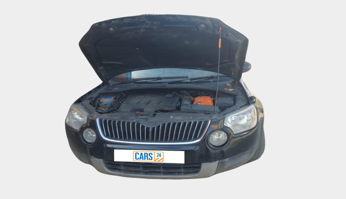 2011 Skoda Yeti AMBITION 2.0 TDI CR 4X2, Diesel, Manual, 1,76,343 km, exterior