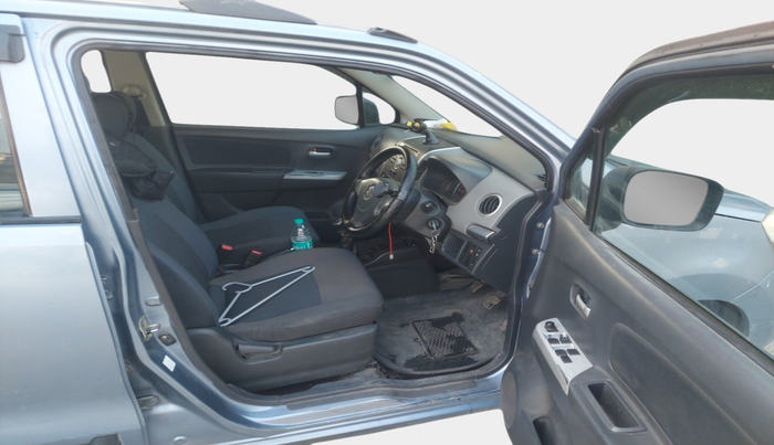 2011 Maruti Wagon R 1.0 VXI, Petrol, Manual, 1,02,867 km, interior