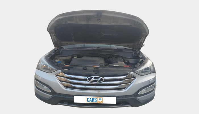 2015 Hyundai Santa Fe 2 WD AT, Diesel, Automatic, 1,23,623 km, exterior
