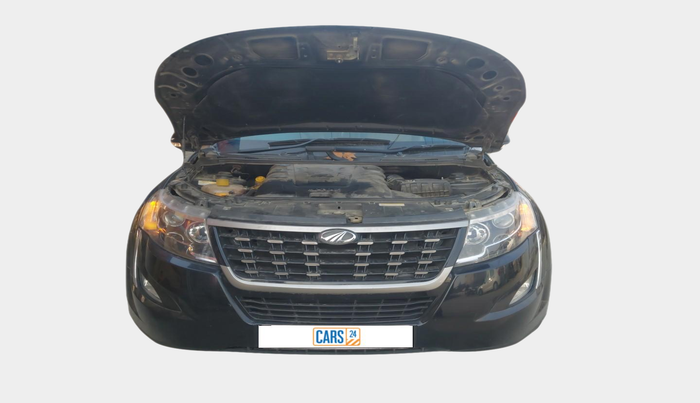 2019 Mahindra XUV500 W5, Diesel, Manual, 70,443 km, exterior