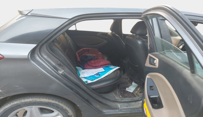 2017 Hyundai Elite i20 ASTA 1.2, Petrol, Manual, 1,07,523 km, interior