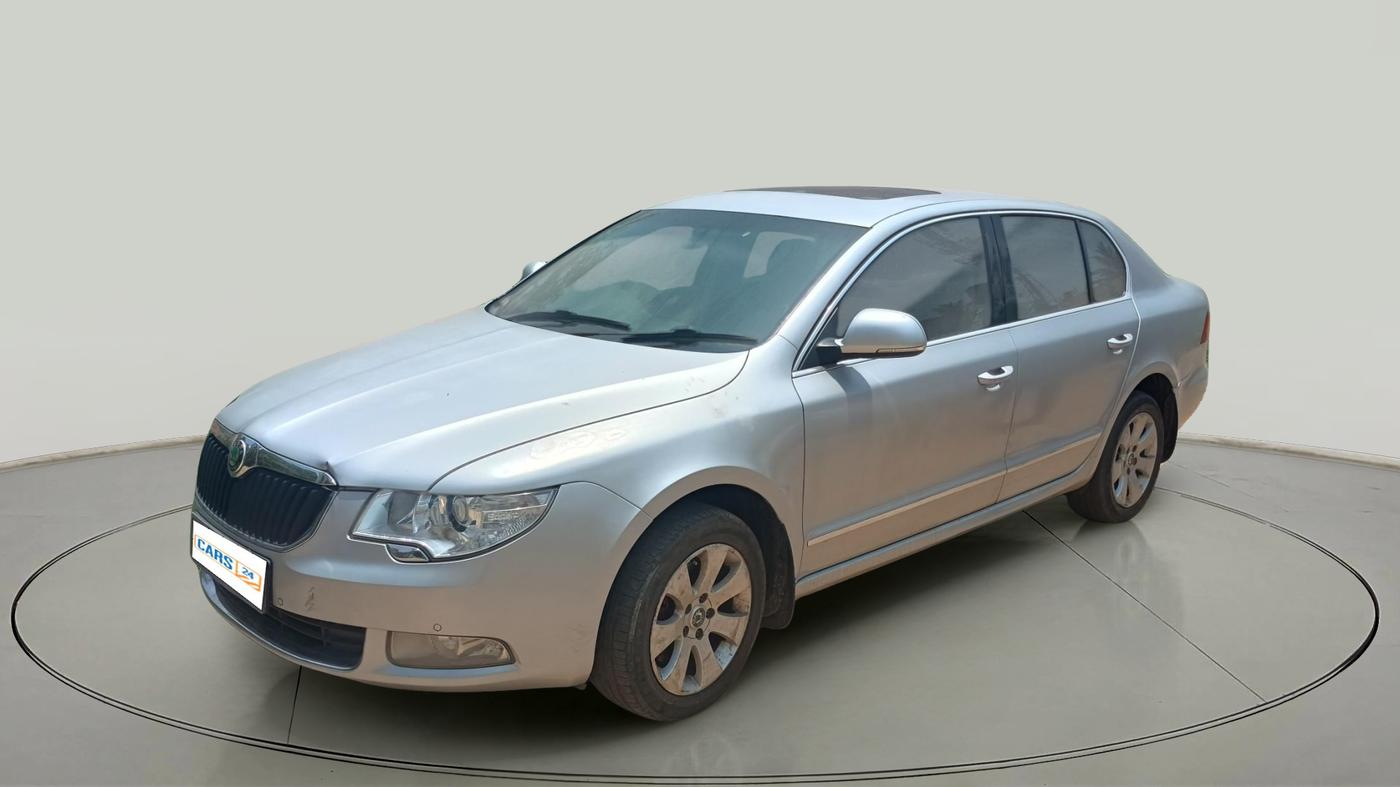2010 Skoda Superb ELEGANCE 1.8 TSI MT, Petrol, Manual, 1,14,709 km, exterior