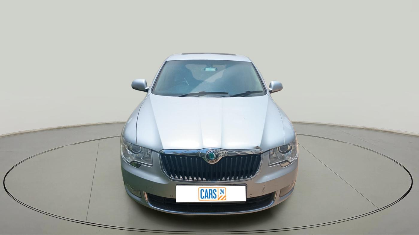 2010 Skoda Superb ELEGANCE 1.8 TSI MT, Petrol, Manual, 1,14,709 km, exterior