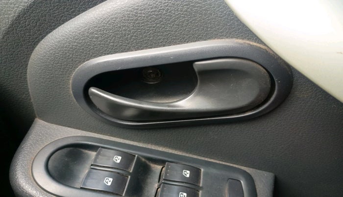 2014 Renault Duster 85 PS RXL DIESEL, Diesel, Manual, 1,36,929 km, interior