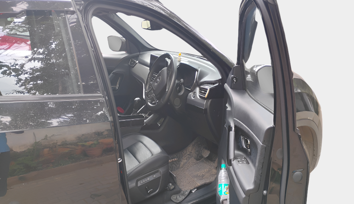 2023 Tata Safari XZA PLUS O 6STR, Diesel, Automatic, 47,704 km, interior