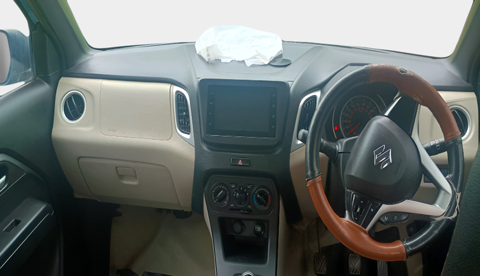 2019 Maruti New Wagon-R ZXI 1.2, Petrol, Manual, 64,216 km, interior